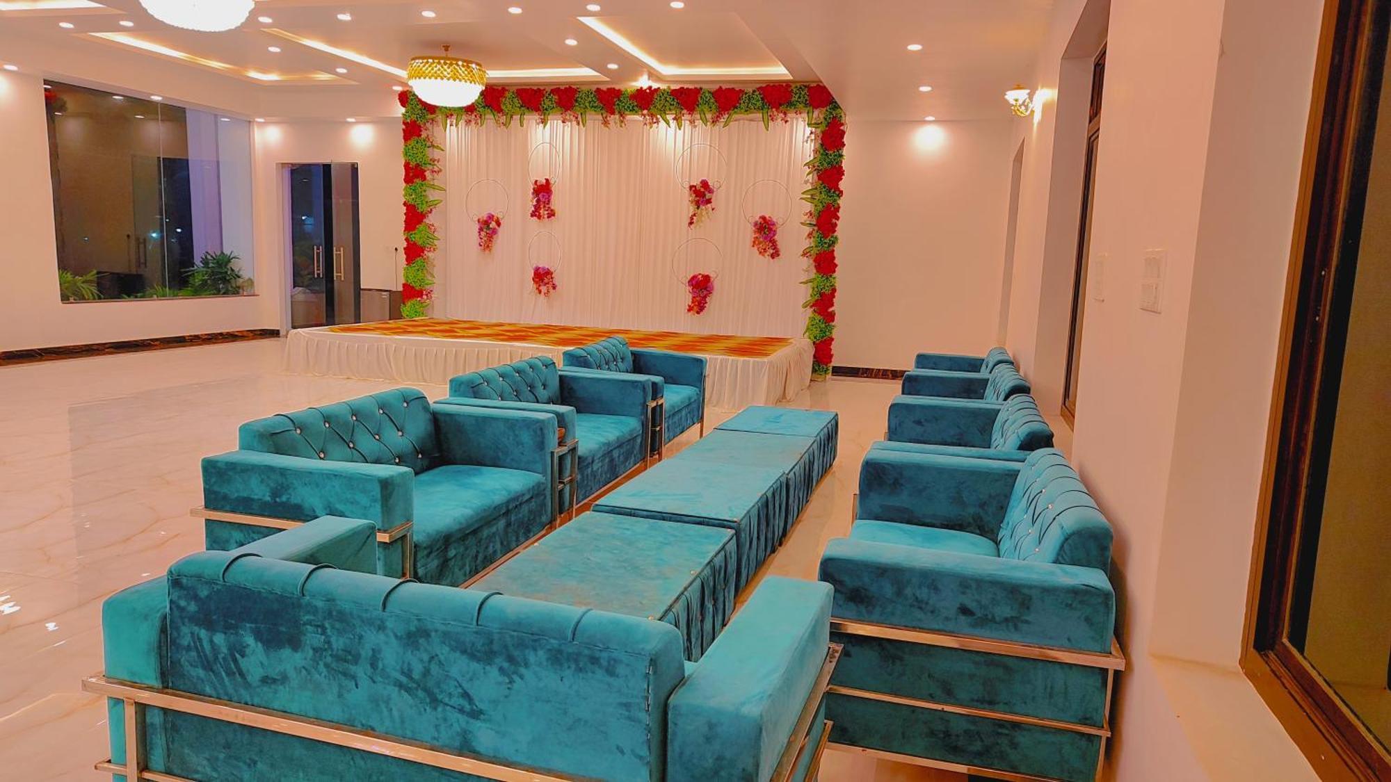 Awadh Samrat Resort Ayodhya المظهر الخارجي الصورة