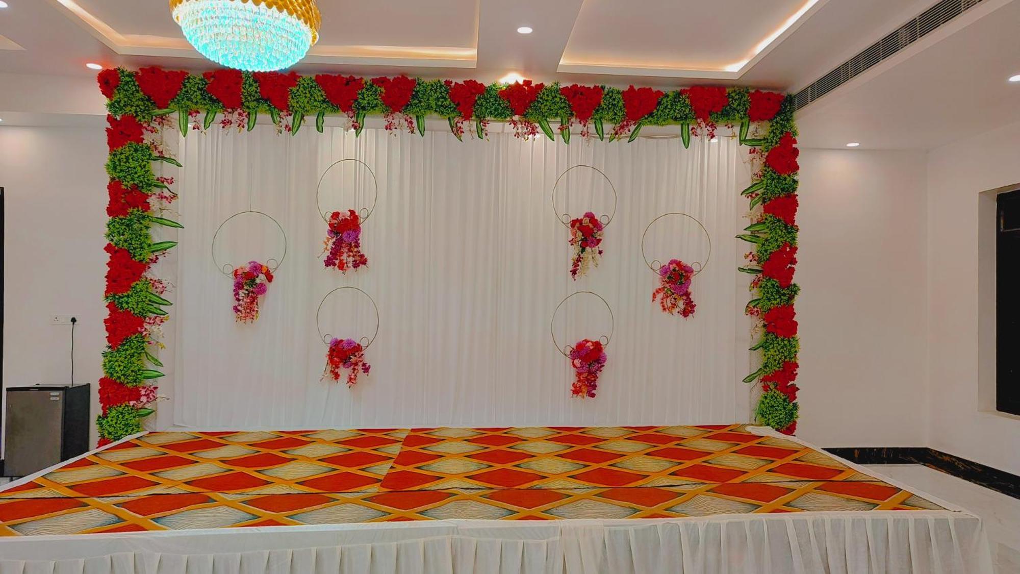 Awadh Samrat Resort Ayodhya المظهر الخارجي الصورة