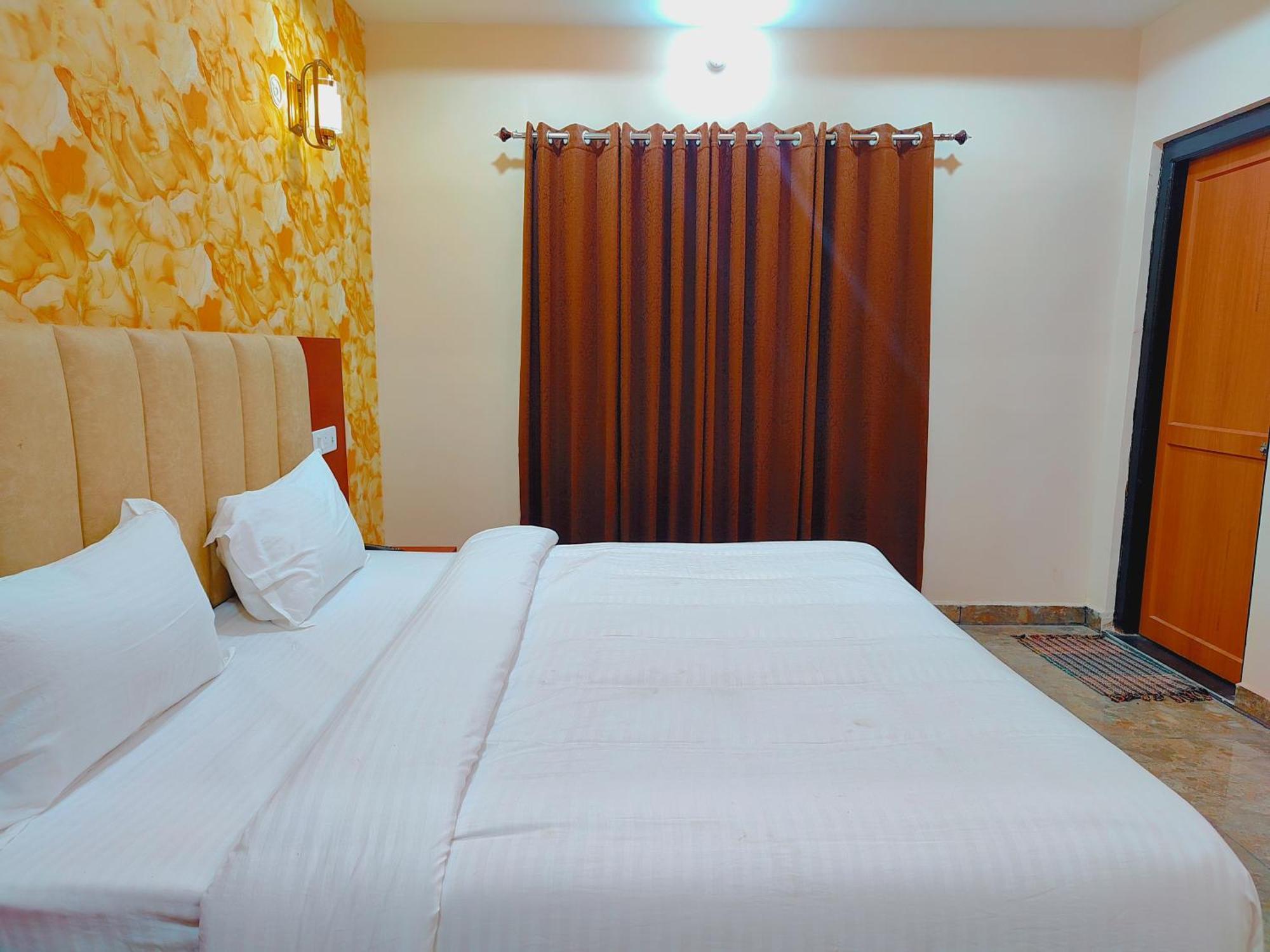 Awadh Samrat Resort Ayodhya المظهر الخارجي الصورة
