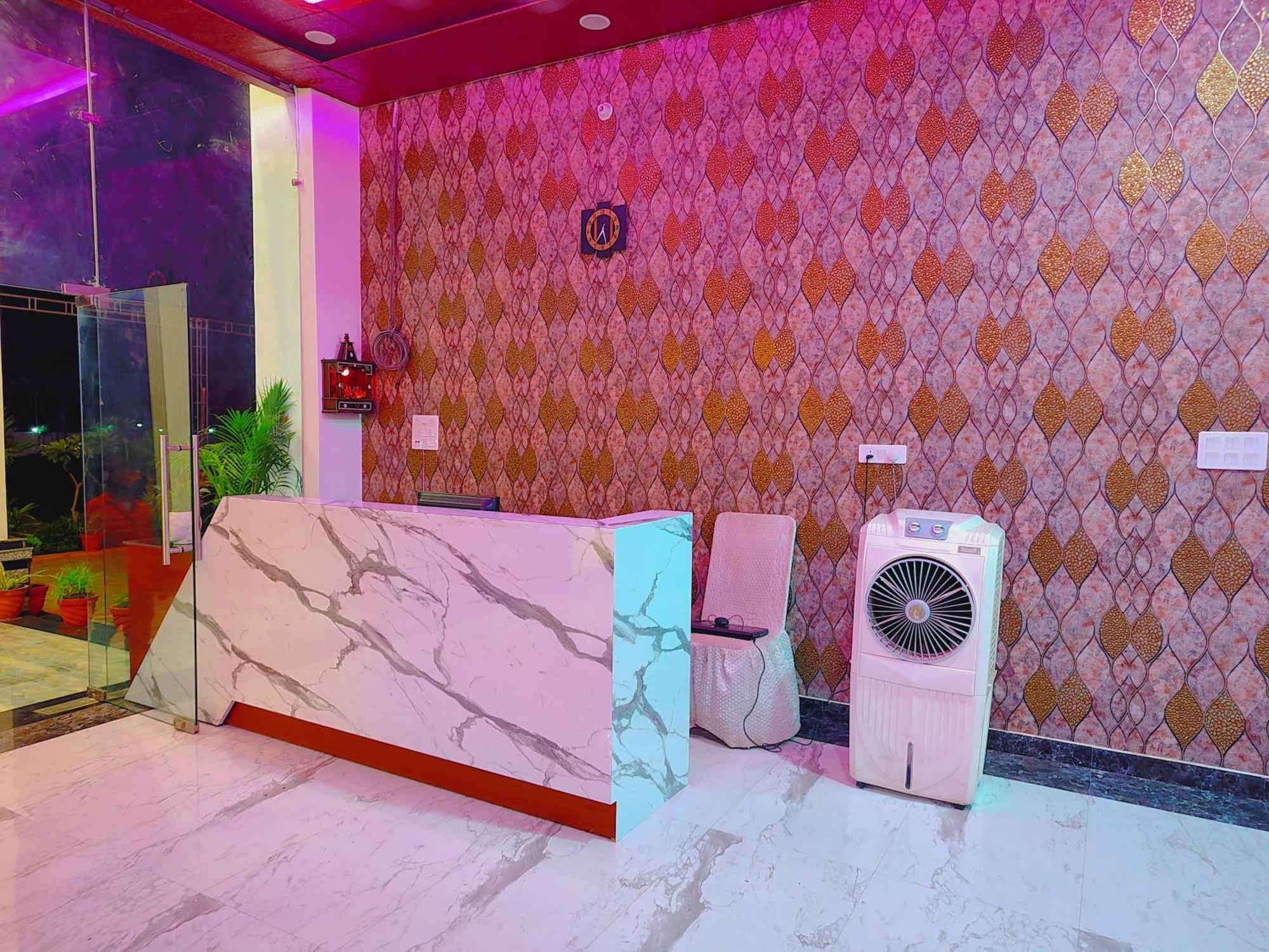 Awadh Samrat Resort Ayodhya المظهر الخارجي الصورة